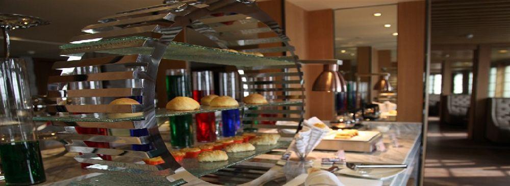 Leisden Hotel Чънду Екстериор снимка
