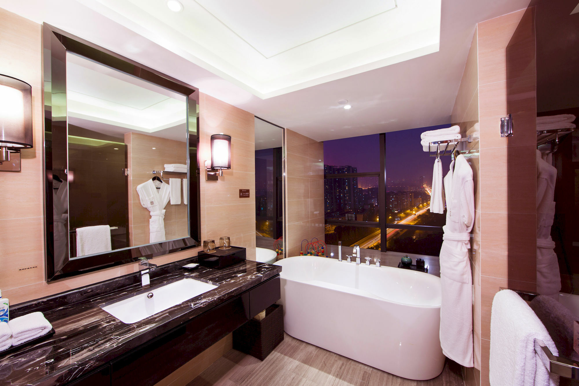 Leisden Hotel Чънду Екстериор снимка